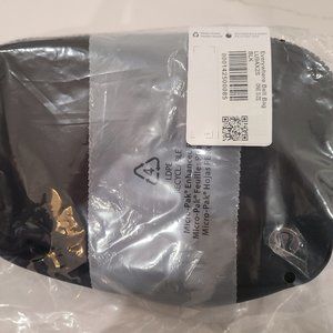 Lululemon everywhere belt bag